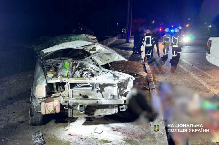 В Одесі внаслідок ДТП двоє загинули, двоє госпіталізовані