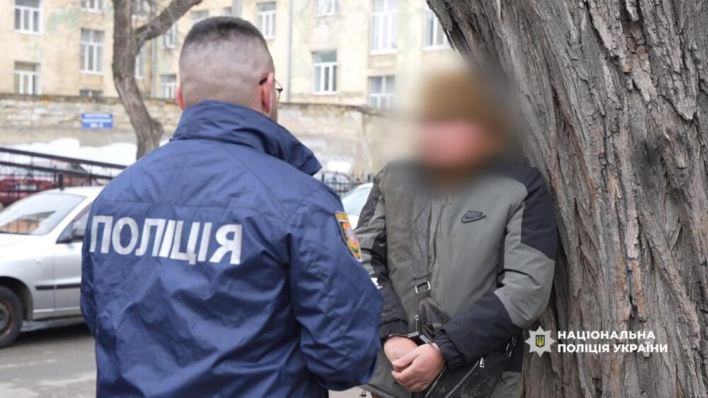 В Одеській області виявили співробітника ТЦК, що наживався на «договорняках»