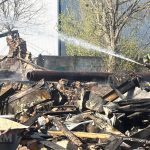 Внаслідок ворожого удару по Ізмаїлу СТО повністю знищено, власника одного з пошкоджених будинків госпіталізували