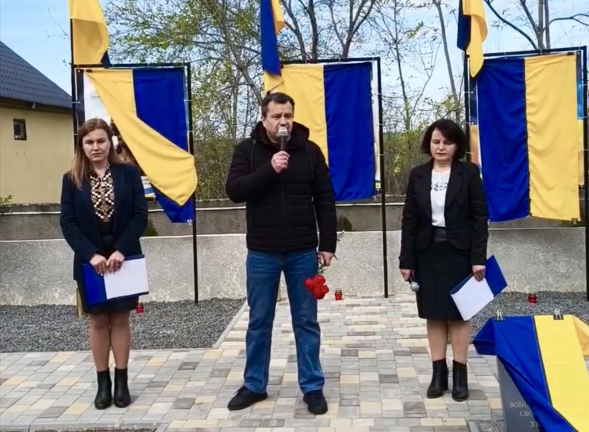 У селі Татарбунарської громади урочисто відкрили Алею Слави