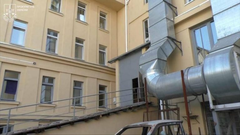 Реставрація під підозрою: в Одесі викрили схему привласнення коштів під час ремонту театру — ФОТО