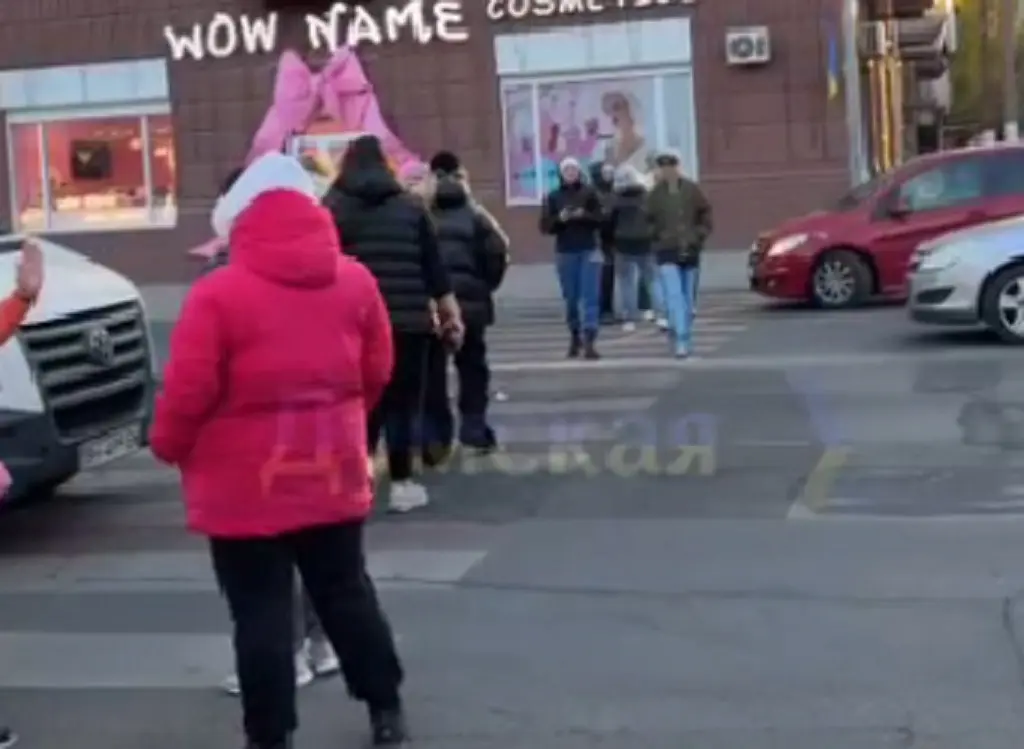 Жителі одеського кварталу «Чудо-місто» заблокували дорогу через відключення електроенергії