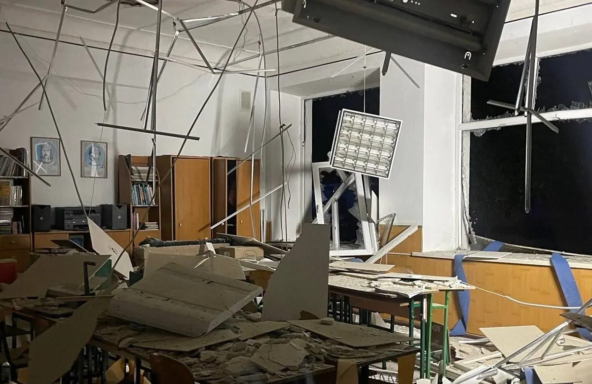 Друга хвиля ударів дронів по Одесі: пошкоджено житловий будинок та дитсадок (ОНОВЛЕНО)