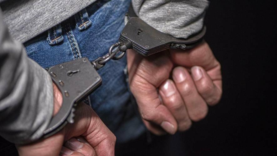 В Одесі військовослужбовець із ножем напав на перехожих, серед постраждалих — дитина