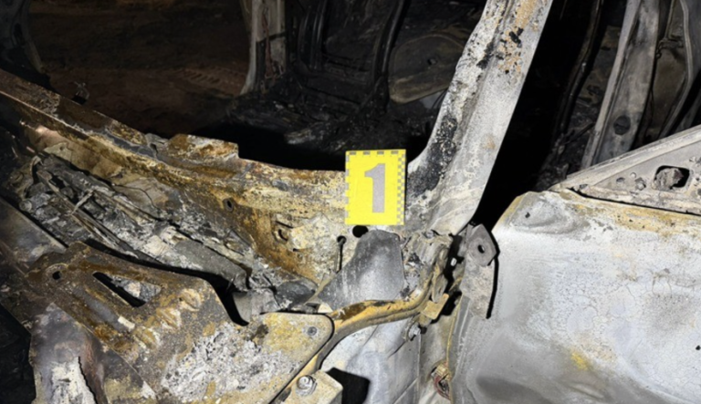 На Одещині чоловік підпалив автівку бабусі — ФОТО