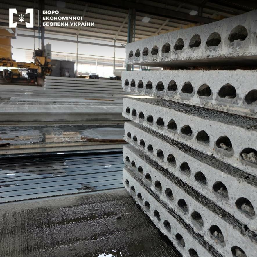 Правоохоронці перевіряють схему ухилення від податків, у яку нібито втягнутий директор одеської будівельної компанії — ФОТО, ВІДЕО