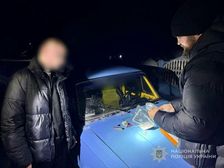 В Одеській області викрили молодого “псевдобізнесмена”, який переправляв чоловіків за кордон — ФОТО
