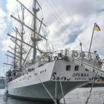 У Одеському морпорту російський катер здійснив напад на вітрильний фрегат «Дружба»
