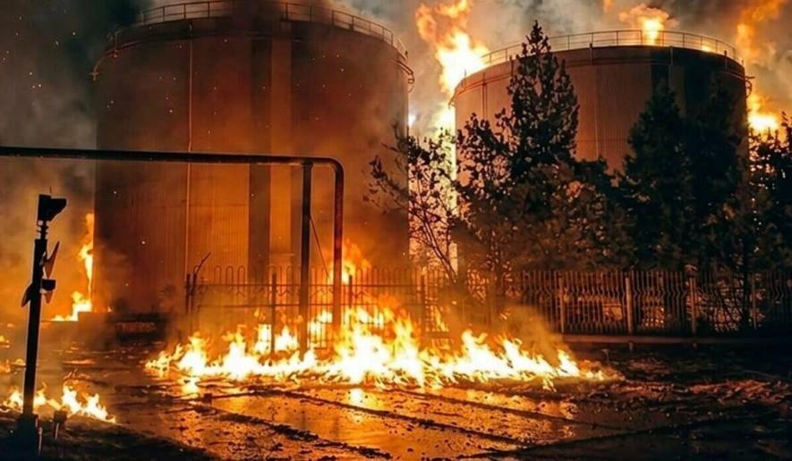 У Чорноморську після атаки безпілотника пролилося понад 1100 тонн олії