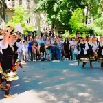 У центрі Одеси розквітла болгарська культура: маски, танці та містичні обряди на масштабному етнофестивалі