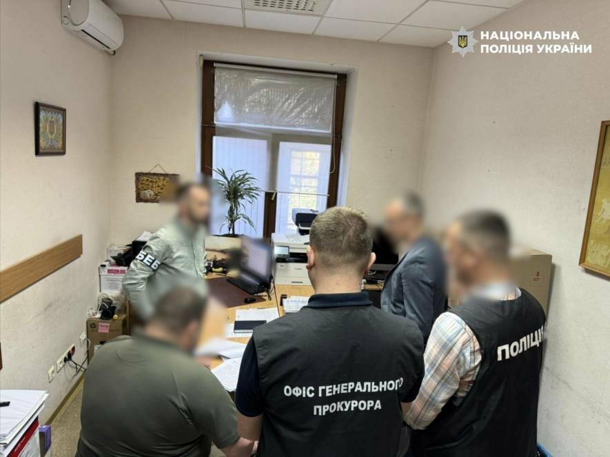 Одеський слід у мільйонній афері: колишніх керівників КЕУ підозрюють у махінаціях з оплатою електроенергії для ЗСУ — ФОТО