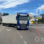 У Одесі на пішохідному переході вантажівка збила 78‑річного чоловіка — він у важкому стані