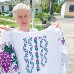 Молдавські вишиванки з Одещини: майстриня творить сорочки, що не мають аналогів у світі