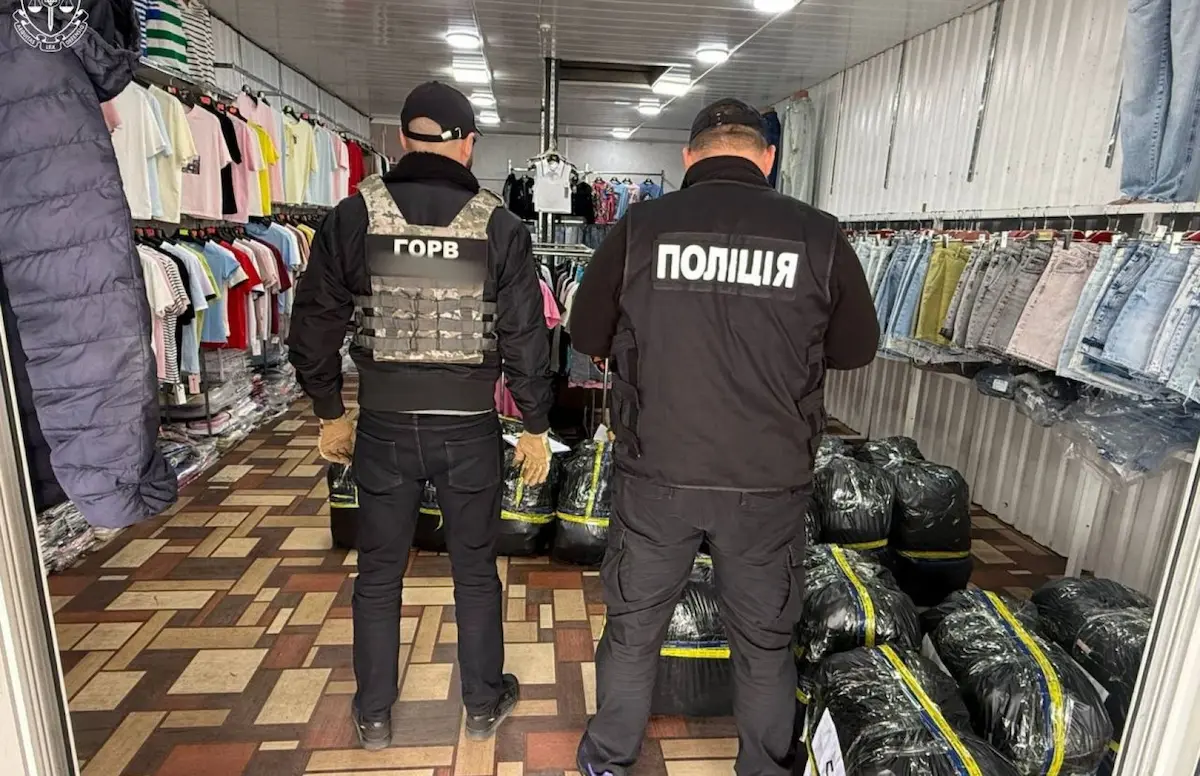 Гуманітарну допомогу для одеситів перепродавали на “7 кілометрі”
