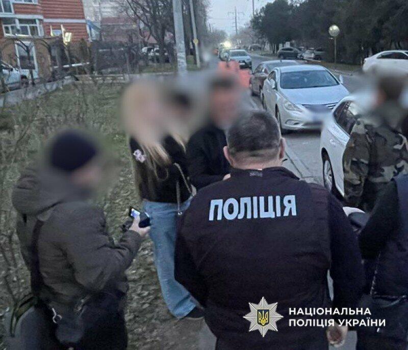 У Одесі до суду скеровано справу працівниці коледжу, підозрюваної в отриманні хабара за закриття “хвостів”