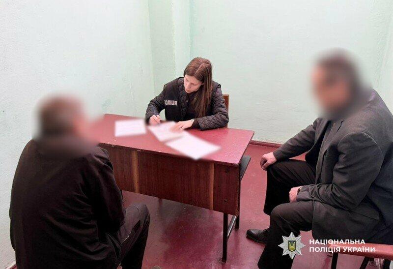 В Одесі затримали чоловіка, який посеред вулиці торгував бойовими гранатами