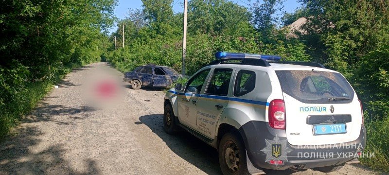 На Одещині легковик врізався в бетонний стовп — ДТП з летальними наслідками