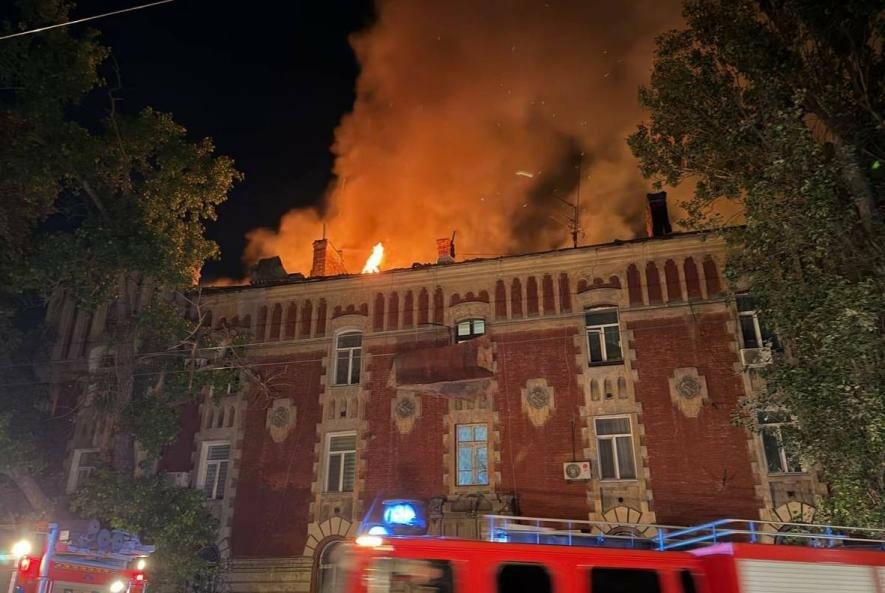 Влучання в житлові квартали Одеси: серед поранених — дитина, ФОТО