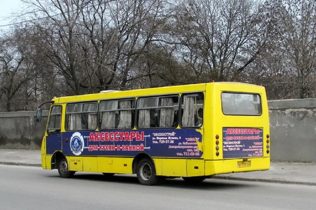 Мерія Одеси відклала будівництво нових зупинок до завершення війни — назвали причину