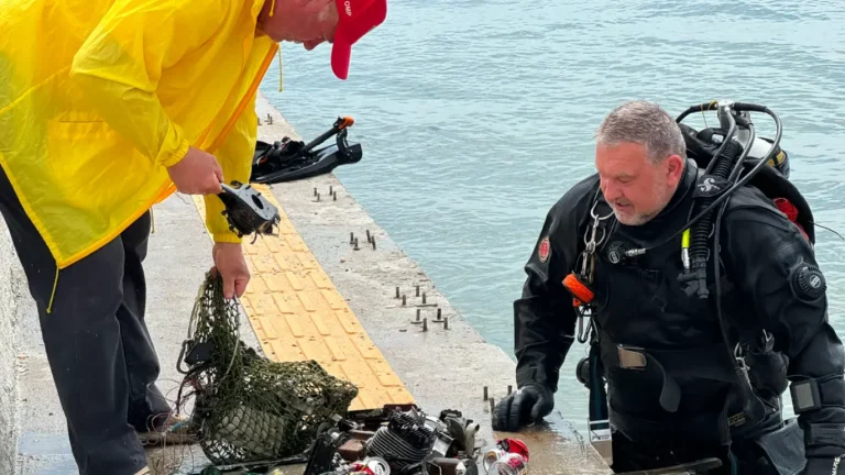 На морському дні Одеси знаходять уламки дронів — що виявляють водолази перед відкриттям пляжів