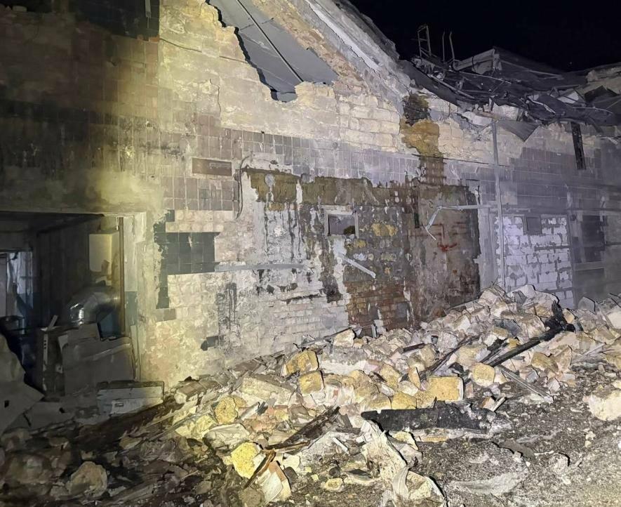Близько сотні розбитих вікон: Одеса відновлюється після вечірнього обстрілу РФ