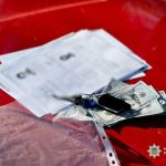 Хабар і шантаж у тилу: в Одесі затримали військовослужбовця — фото й відео