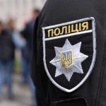В Одесі викрили чоловіка, який видавав себе за патрульного з підробленими шевронами