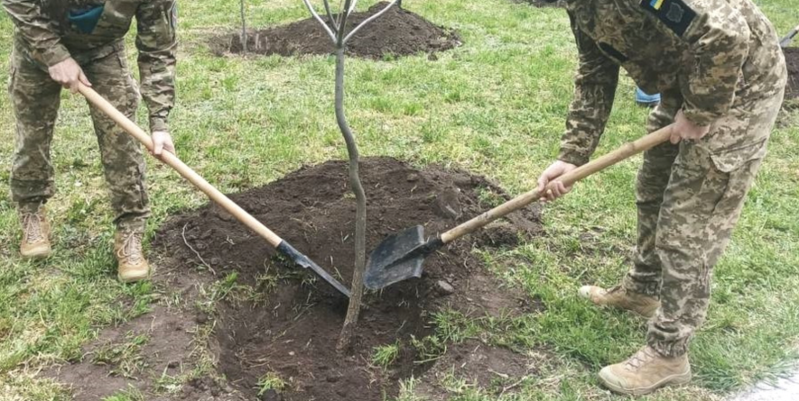 Одеський сквер став місцем пам’яті й символом мужності морпіхів — ФОТО