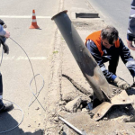 Влада Одеси встановлює нові стовпчики, щоб приборкати хаотичне паркування — ФОТО