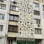 В Одесі посадовицю міськради звинувачують у махінаціях під час відбудови будинку після атаки РФ
