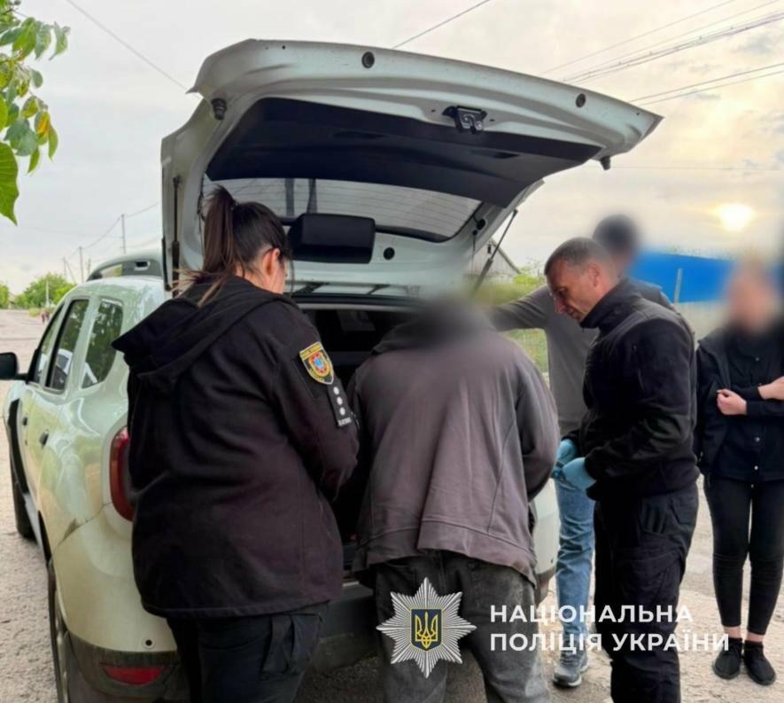 На Одещині викрили чоловіка, який організував платний нелегальний маршрут до Молдови за 5 тисяч доларів