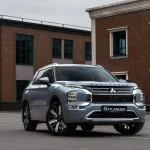 Яку комплектацію Mitsubishi Outlander обрати для сім’ї, подорожей чи преміального комфорту?