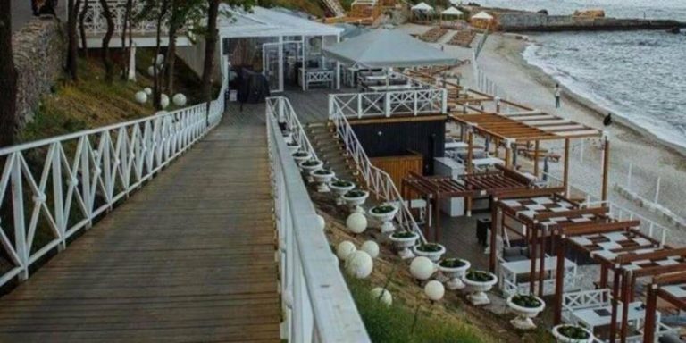 Перевірка води на пляжах Одеси: де нині безпечно купатися