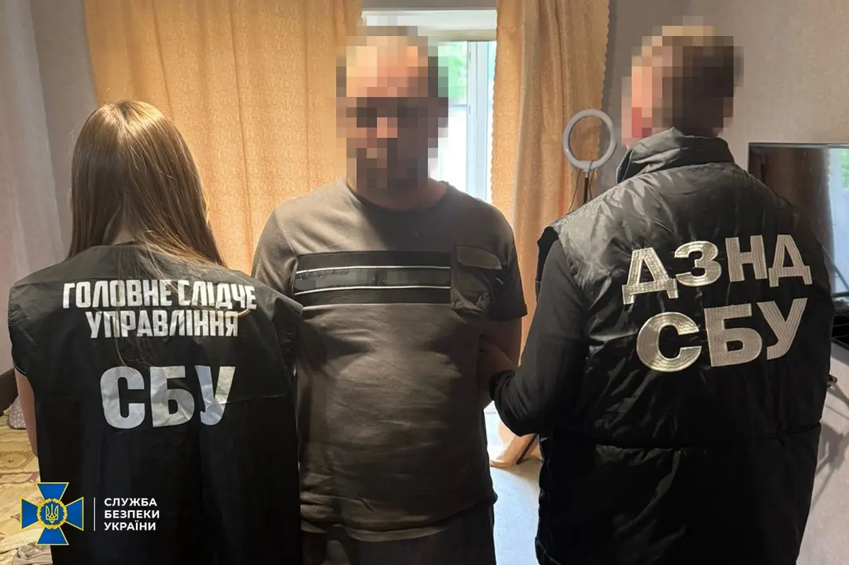 СБУ викрила в Одесі агента ФСБ, який шпигував за протиповітряною обороною та передавав дані про військових