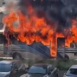В Одесі пасажири власними силами евакуювалися з рейсового автобуса, що загорівся посеред дороги