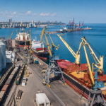 Українські порти з початку року обробили 40 млн тонн вантажів — половина становить агропродукцію