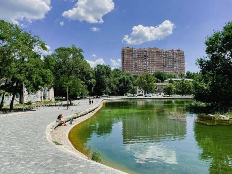 В Одесі загострюється конфлікт через занедбані ставки в Дюківському парку — справу передали екологам і прокуратурі — ФОТО