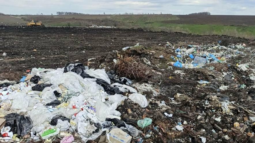 На Одещині оштрафували чиновників за незаконне сміттєзвалище — ФОТО