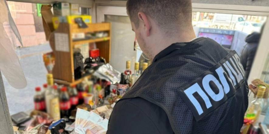 У Одесі судитимуть баристу за продаж наркотиків і психотропних речовин — що виявили під час обшуків
