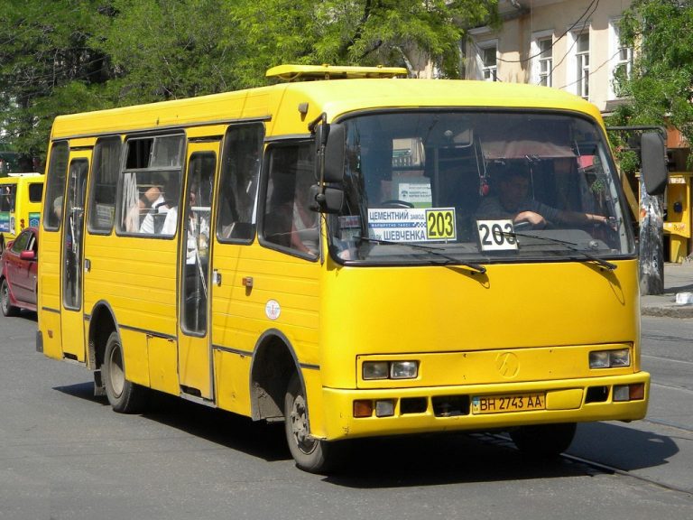 Проїзд у одеських маршрутках стрімко підскочить до 25 гривень