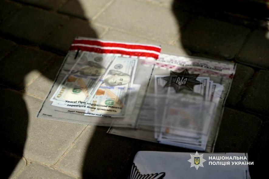 В Одеській області затримали «провідника», який за 5 тисяч доларів обіцяв переправити чоловіка через Одесу — ФОТО, ВІДЕО