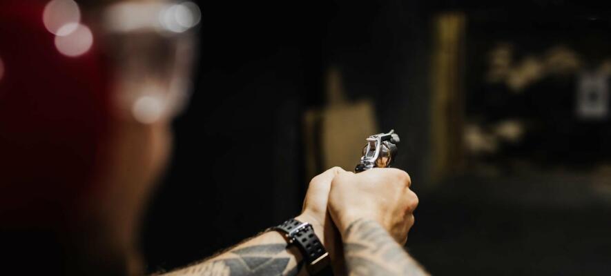 В Одесі ветерани з тяжкими пораненнями відновлюються в стрілецькому тирі