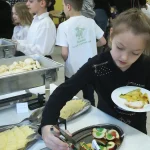 В Одесі 40 тисяч школярів залишилися без обідів попри наявні кошти