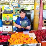 Привоз — сезон кавунів: скільки нині коштують фрукти, овочі та м’ясо в Одесі