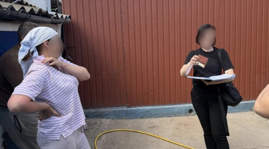 В Одеській області лікарка вимагала тисячі доларів за оформлення інвалідності — у справі фігурує колишня депутатка, опубліковано фото
