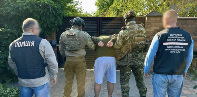 В Одеській області викрили перевізника, що організовував вивезення ухилянтів за кордон