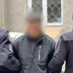У центрі Одеси до суду передано справу молодика, підозрюваного у смертельному ударі перехожого