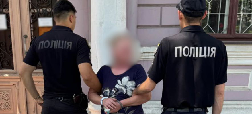 На Одещині через ревнощі жінка поранила суперницю ножицями — ФОТО