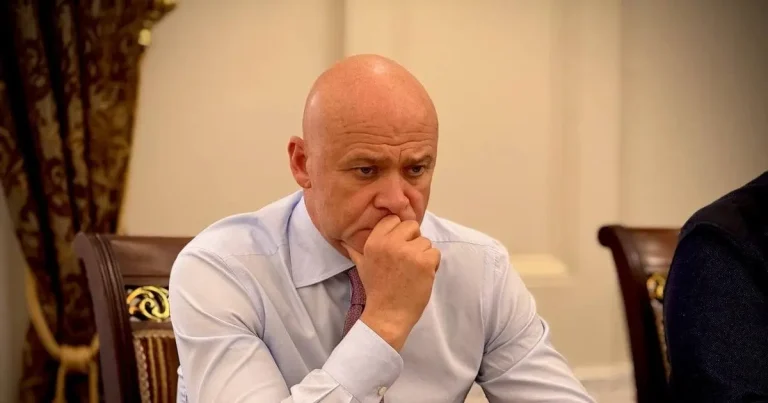 Суд і браслет: як вирішили долю ексмера Одеси у резонансній справі