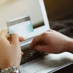 Українці дедалі частіше оформлюють перші позики онлайн: що варто знати